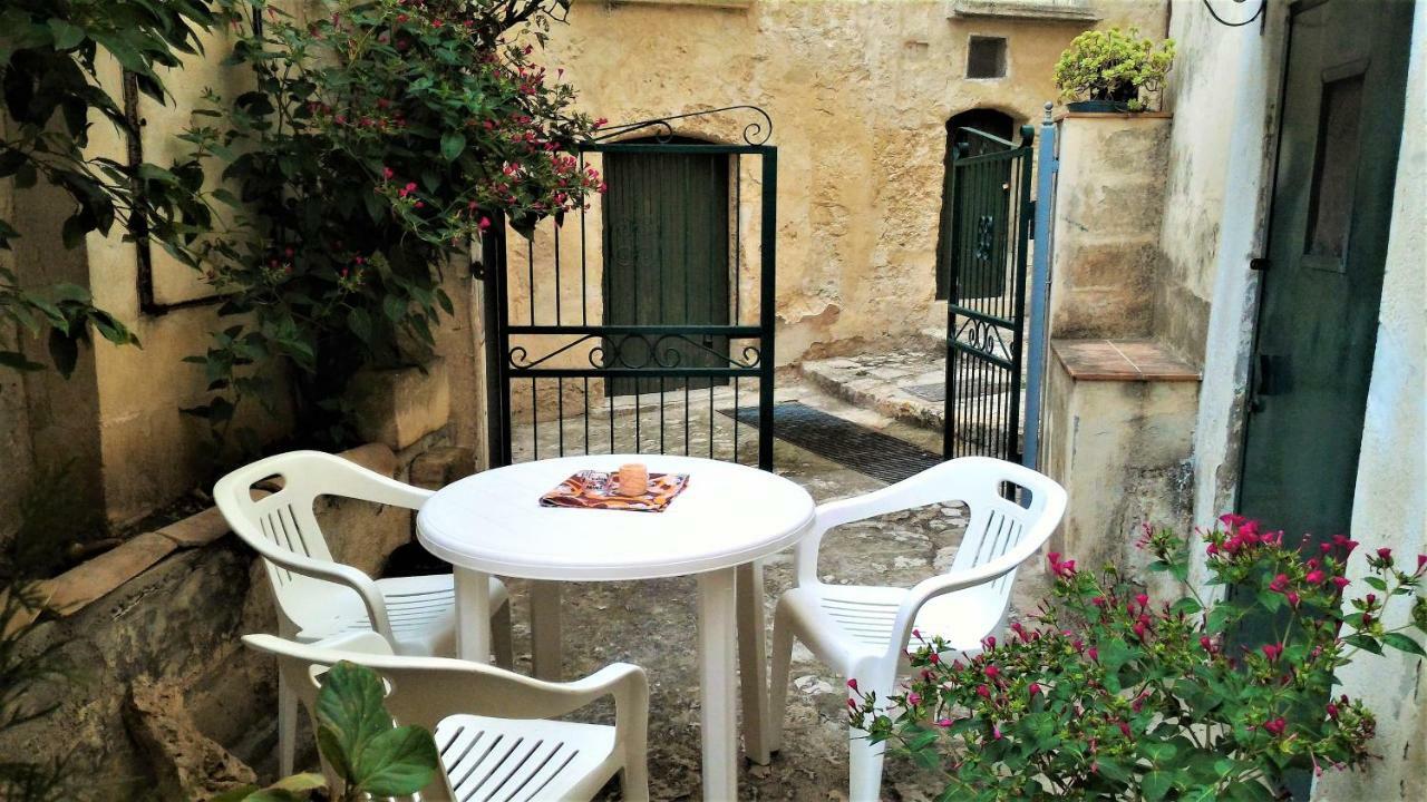 Nei Sassi Da Nino Bed & Breakfast Matera Exterior photo